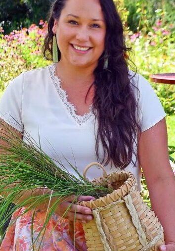 Sateiokwen Bucktooth